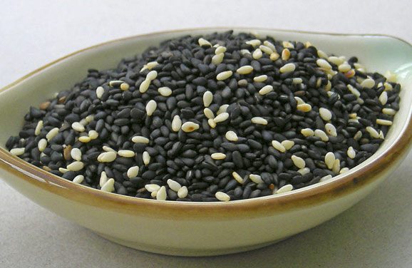 家用榨油機(jī)原料芝麻